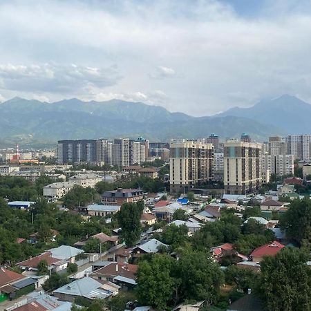 Heaven Apartment Mountain View Almaty Exterior photo
