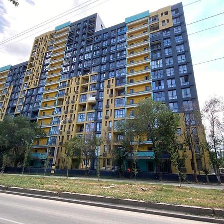 Heaven Apartment Mountain View Almaty Exterior photo
